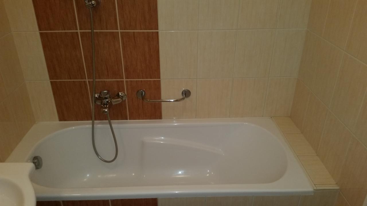 Hotel Sormester Сарваш Экстерьер фото